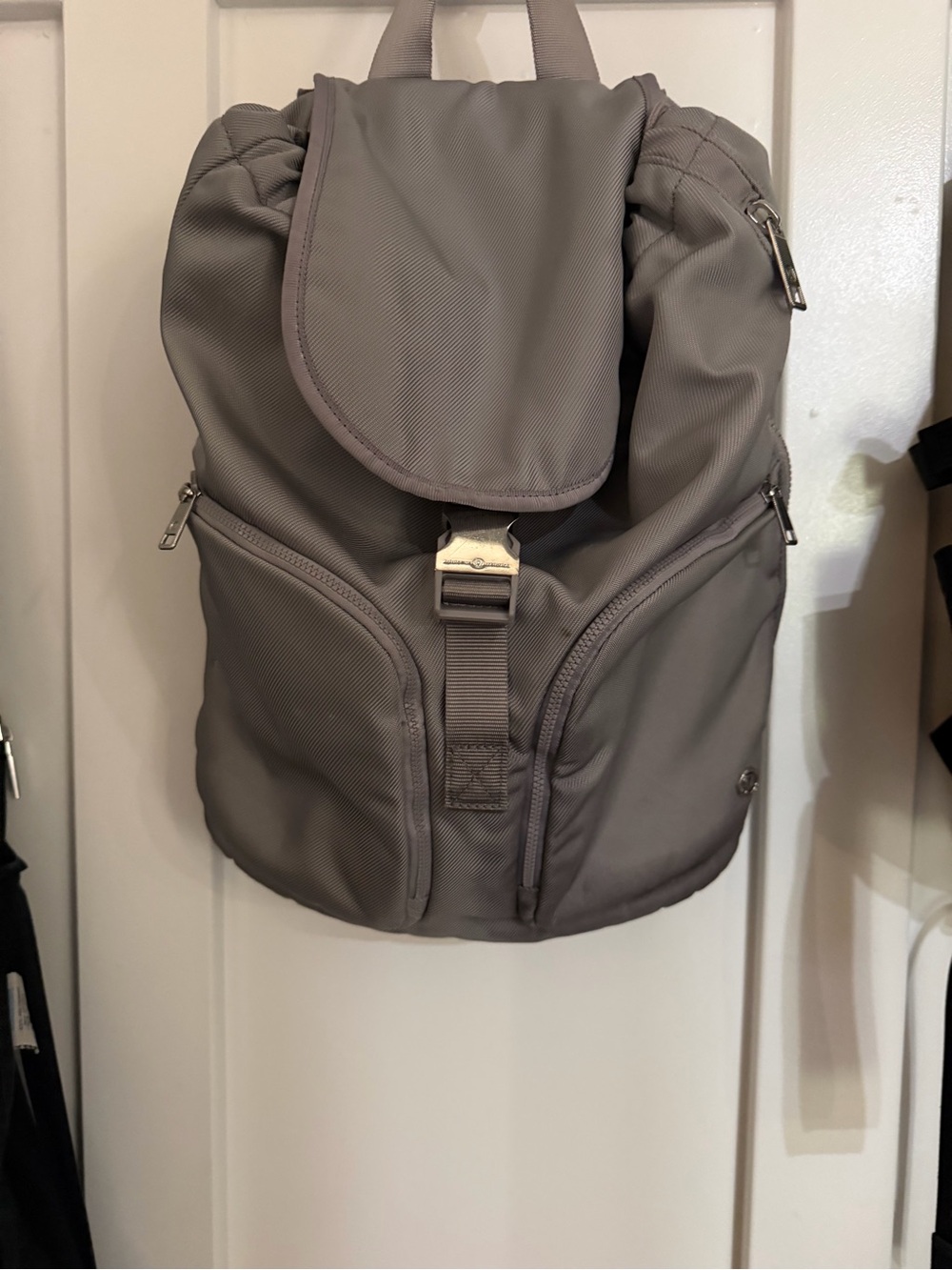 lululemon athletica Taupe Gray Everyday Backpack - Picture 3 of 4